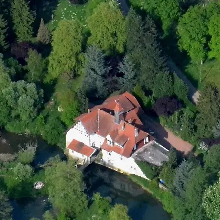 D'hotes Du Moulin De Landonvillers Bed & Breakfast 3*