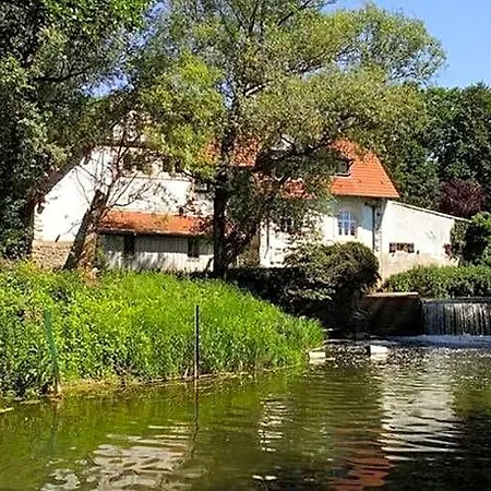 D'hotes Du Moulin De Landonvillers Frühstückspension